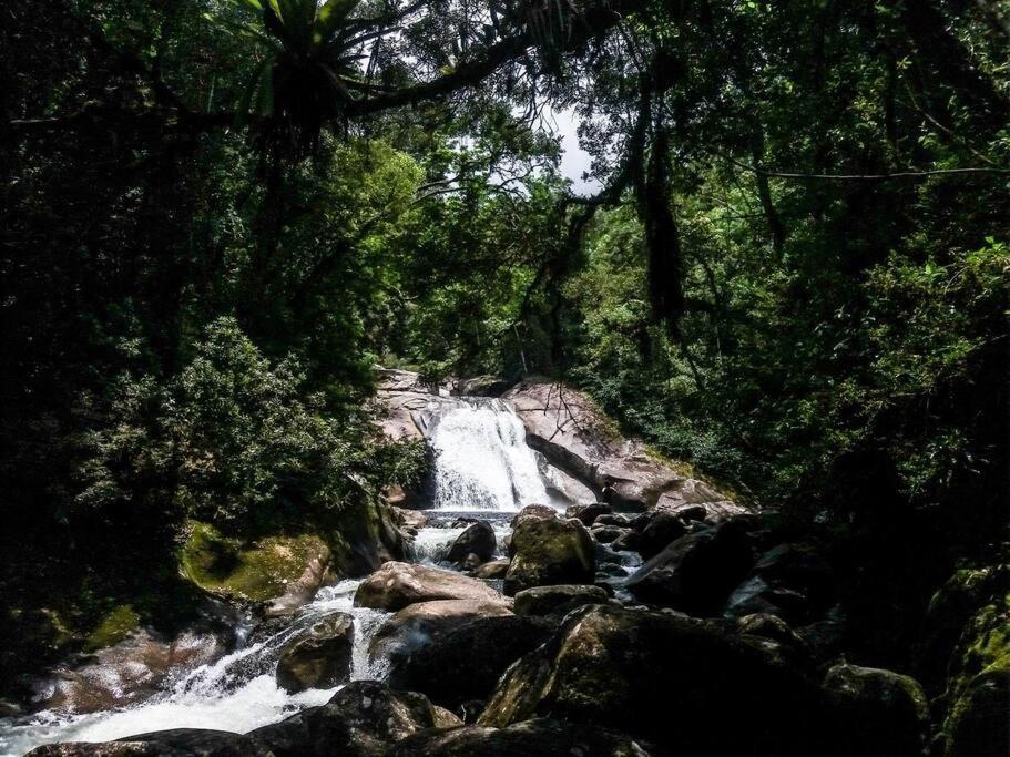 Quarto Varanda - Residencia Gaia Itatiaia Itatiaia  Eksteriør bilde